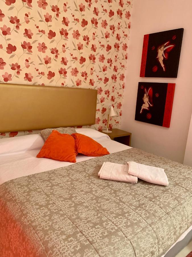 Singular Peral Apartment Seville Exterior photo