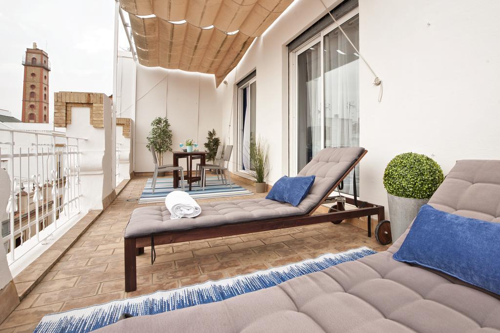 Singular Peral Apartment Seville Exterior photo